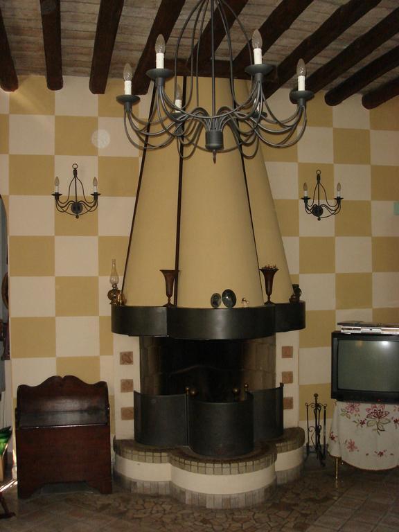 La Corte Del Cavaliere Bed & Breakfast カルデラーラ・ディ・レーノ エクステリア 写真